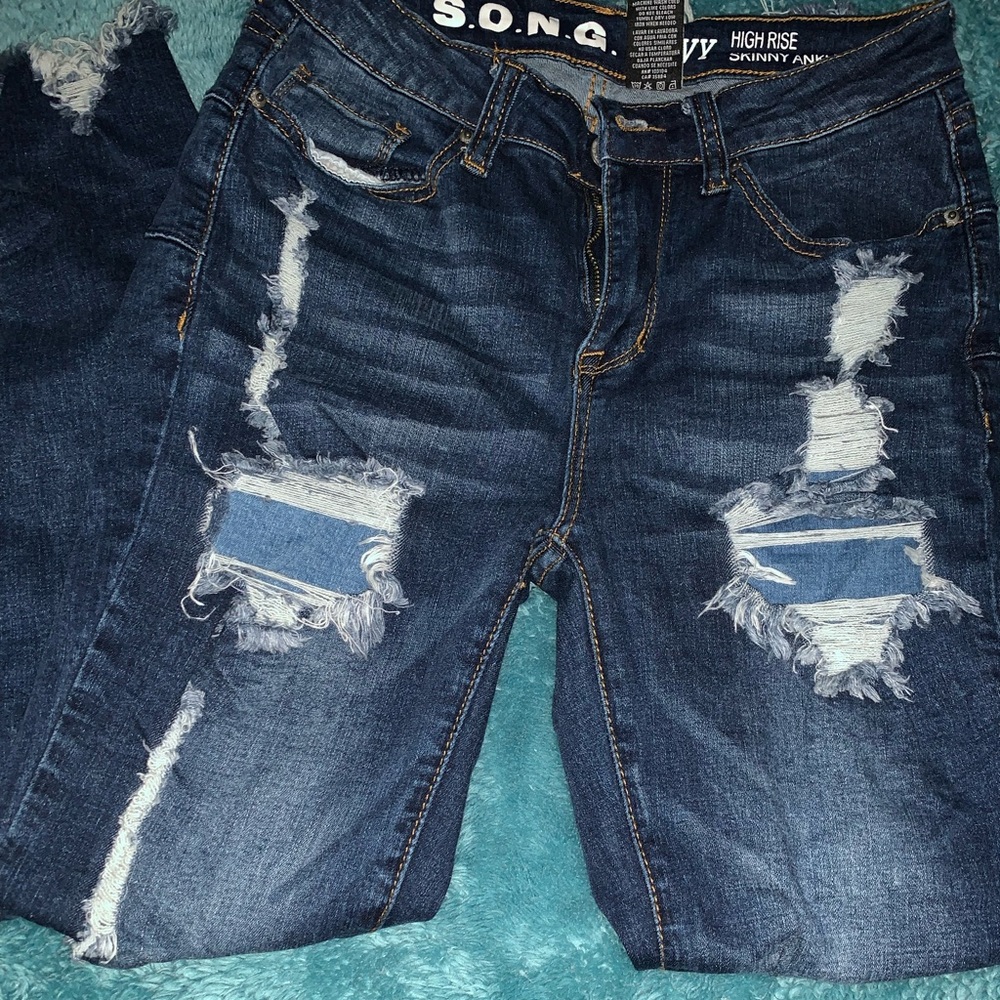 Ripped jeans